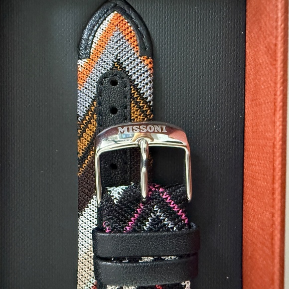 NWOT MISSONI WOVEN APPLE WATCH BAND - Picture 8 of 8